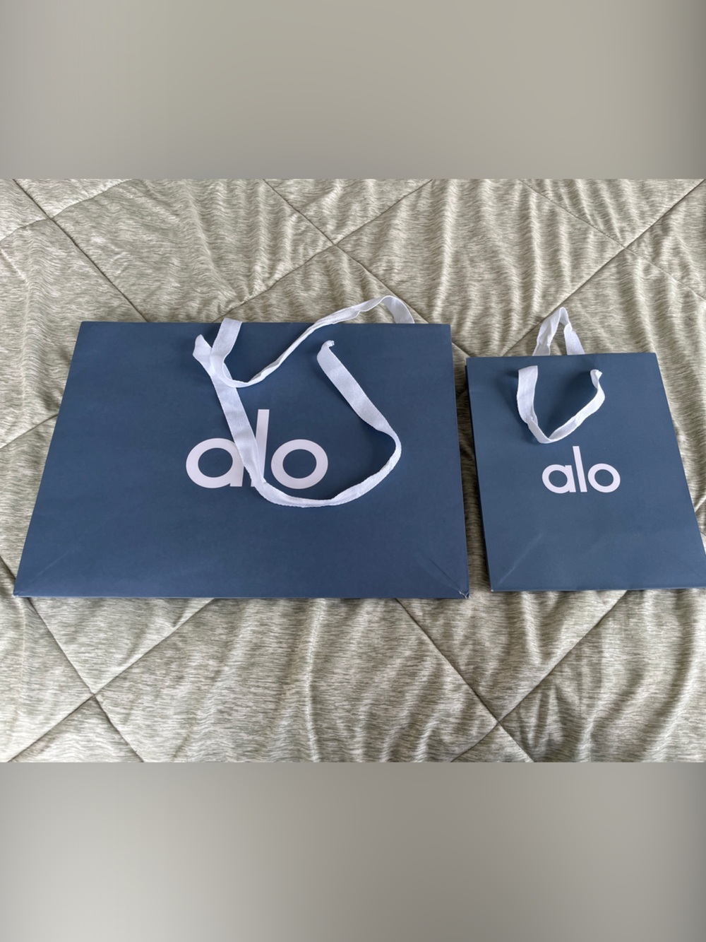ALO Yoga Navy Blue Gift Bags with White Ribbon Handles